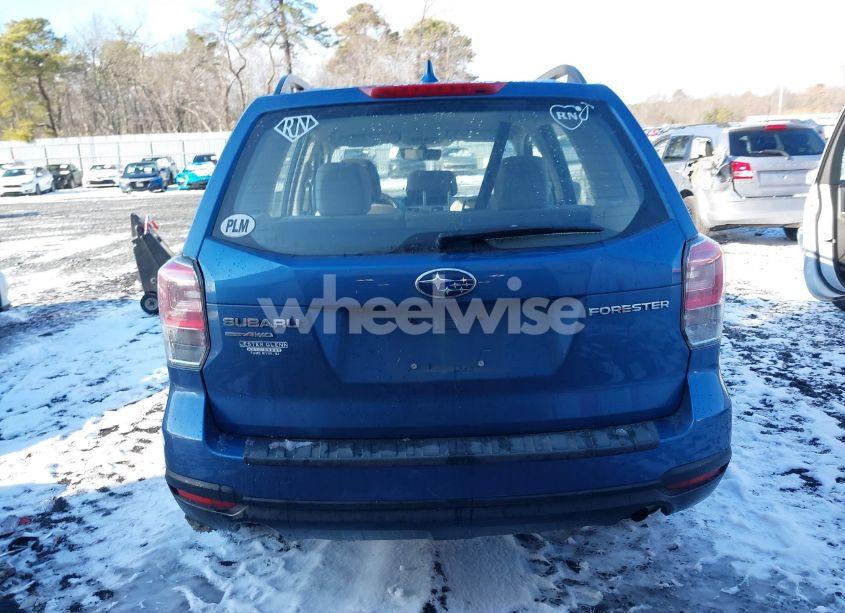 Photo 16 of 2018 Subaru Forester 2.5I (VIN JF2SJABCXJH585211)