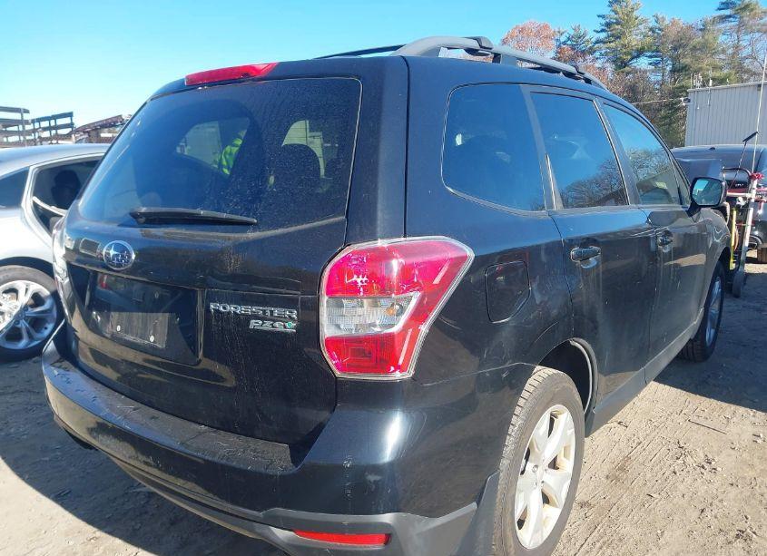 Photo 4 of 2014 Subaru Forester 2.5I PREMIUM (VIN JF2SJACC5EG546889)