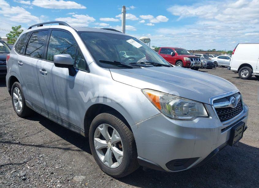 2015 Subaru Forester 2.5I PREMIUM (VIN JF2SJADC0FH535809) main photo