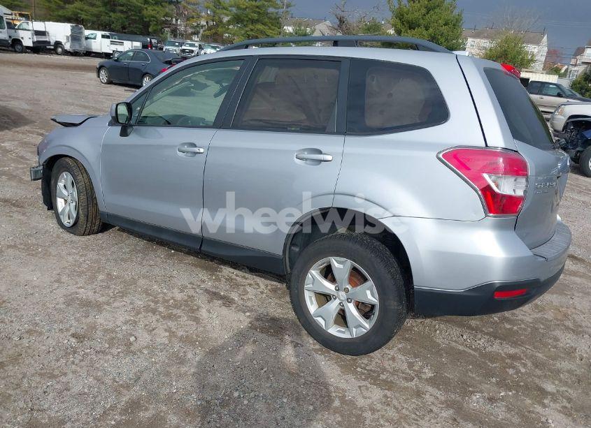 Photo 3 of 2016 Subaru Forester 2.5I PREMIUM (VIN JF2SJADC0GH425148)