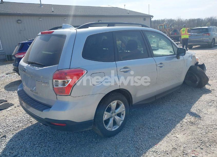Photo 4 of 2016 Subaru Forester 2.5I PREMIUM (VIN JF2SJADC0GH544849)