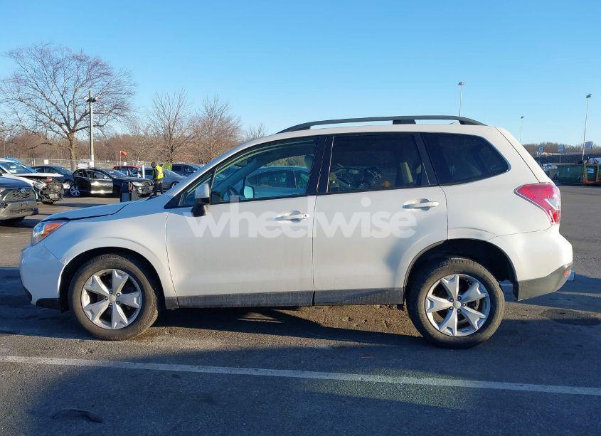 Photo 14 of 2016 Subaru Forester 2.5I PREMIUM (VIN JF2SJADC1GH461639)