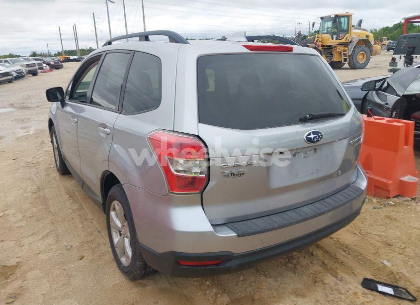 Photo 3 of 2016 Subaru Forester 2.5I PREMIUM (VIN JF2SJADC2GH490292)