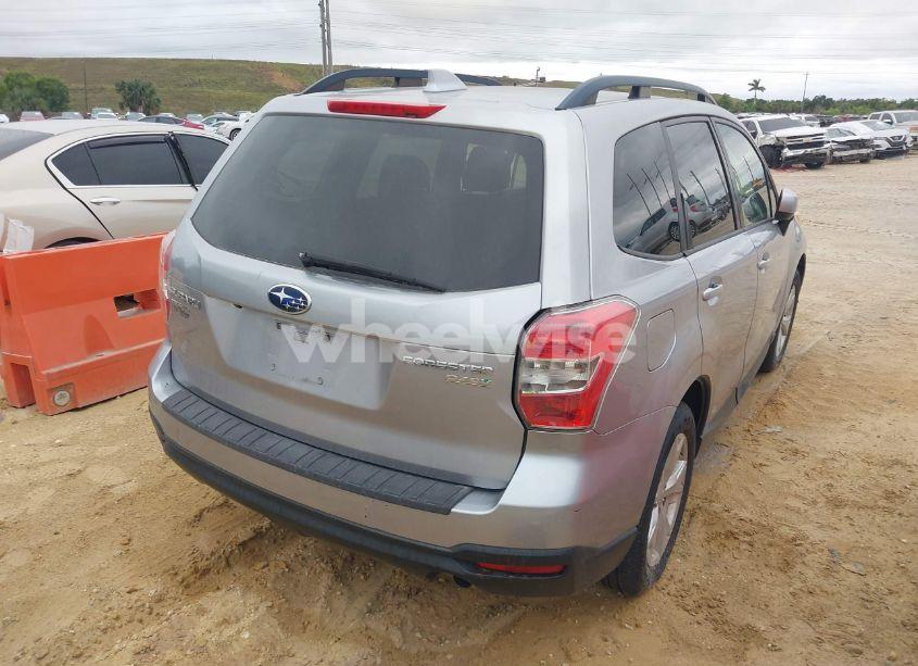 Photo 4 of 2016 Subaru Forester 2.5I PREMIUM (VIN JF2SJADC2GH490292)