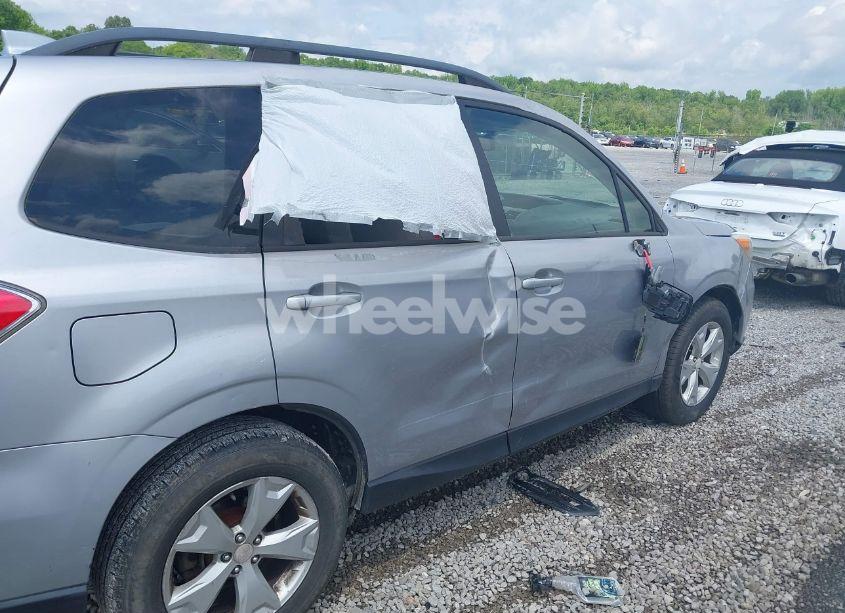 Photo 6 of 2016 Subaru Forester 2.5I PREMIUM (VIN JF2SJADC2GH527017)