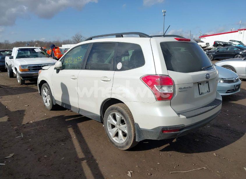 Photo 3 of 2015 Subaru Forester 2.5I PREMIUM (VIN JF2SJADC3FH428205)