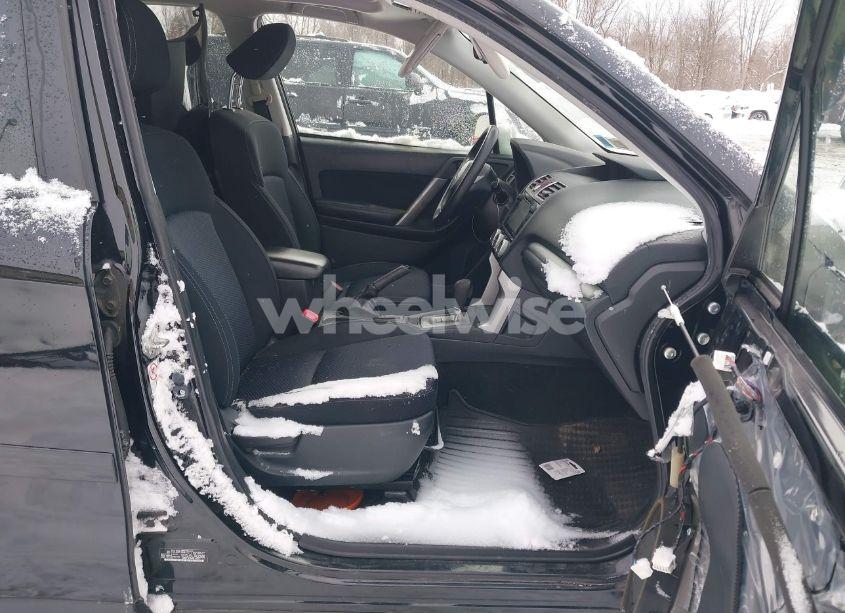 Photo 5 of 2016 Subaru Forester 2.5I PREMIUM (VIN JF2SJADC3GH415777)