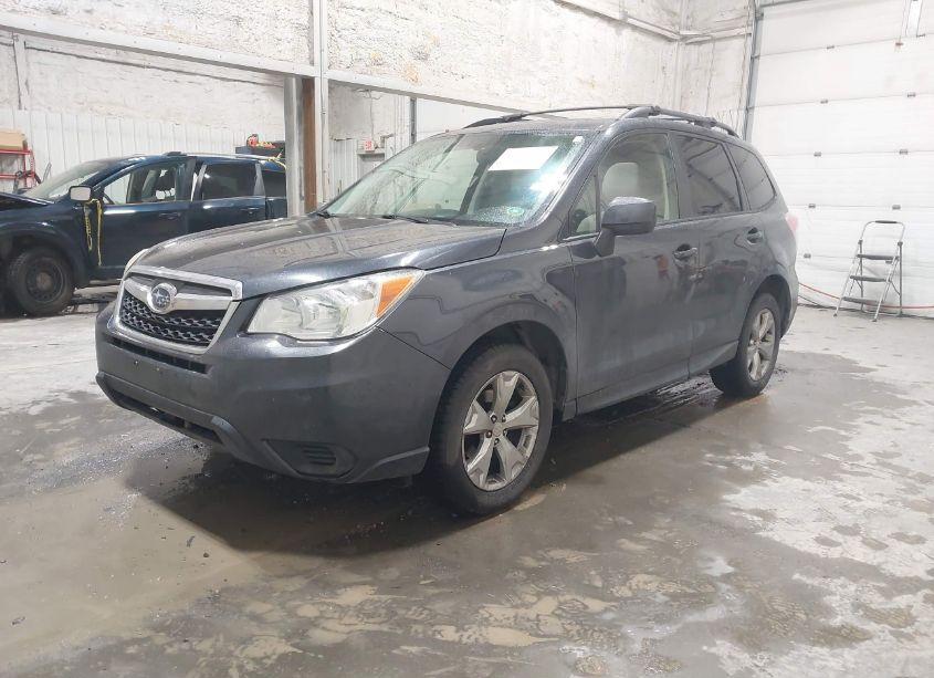 Photo 2 of 2014 Subaru Forester 2.5I PREMIUM (VIN JF2SJADC4EH433640)