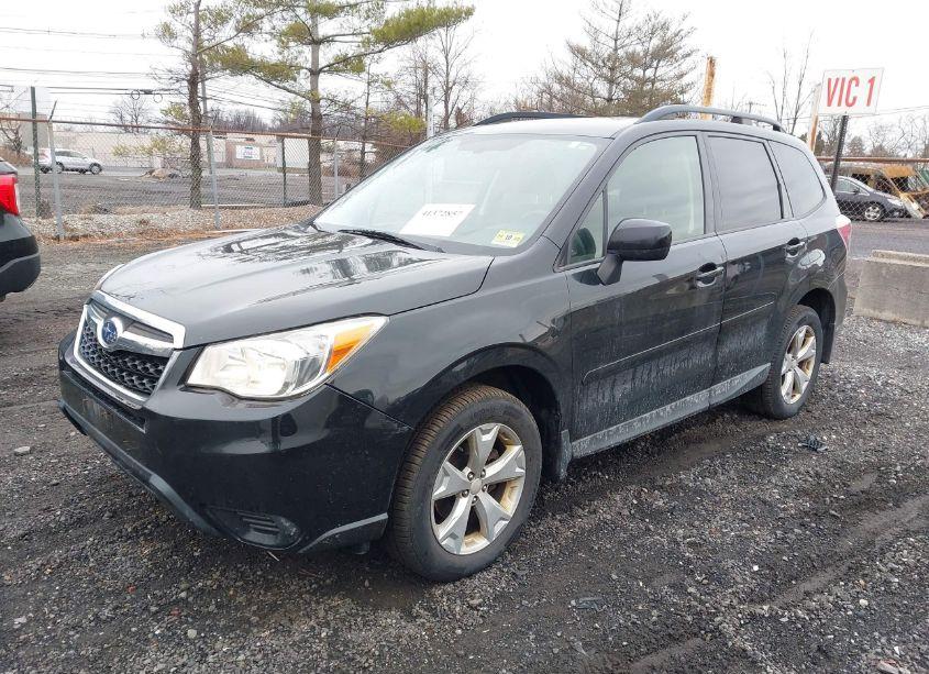 Photo 2 of 2016 Subaru Forester 2.5I PREMIUM (VIN JF2SJADC4GH416632)