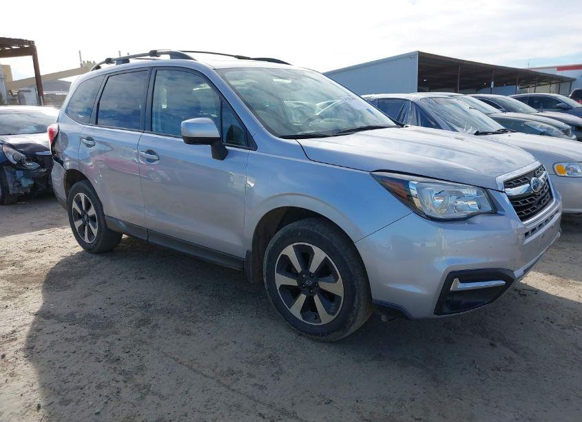 2017 Subaru Forester 2.5I PREMIUM (VIN JF2SJADC4HH416342) main photo