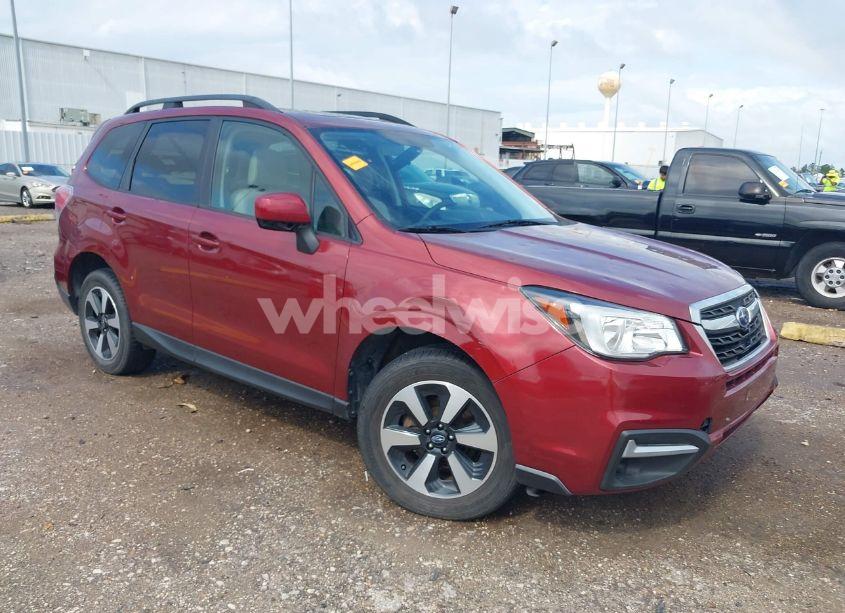 2017 Subaru Forester 2.5I PREMIUM (VIN JF2SJADC4HH549666) main photo
