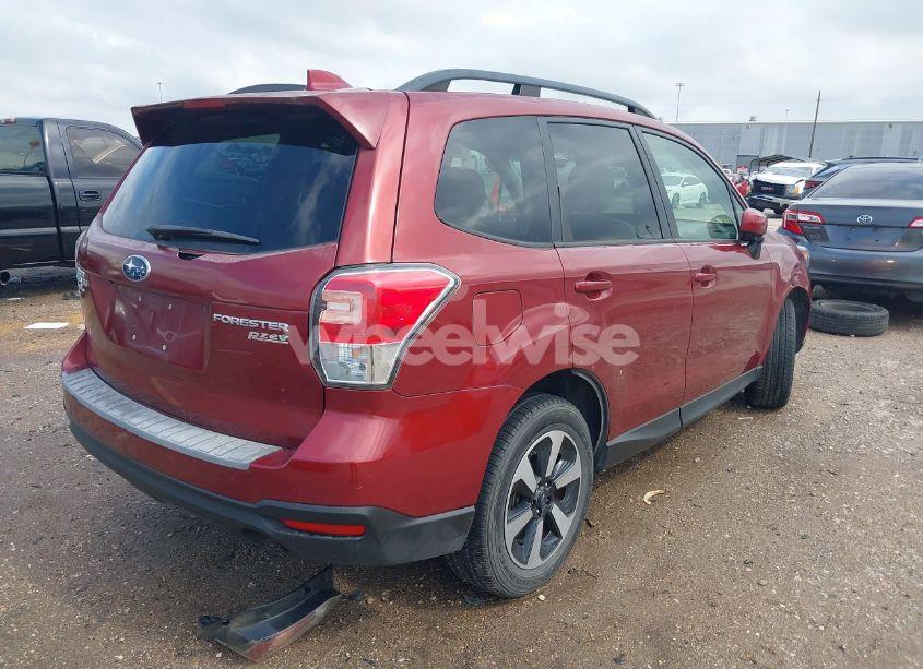 Photo 4 of 2017 Subaru Forester 2.5I PREMIUM (VIN JF2SJADC4HH549666)