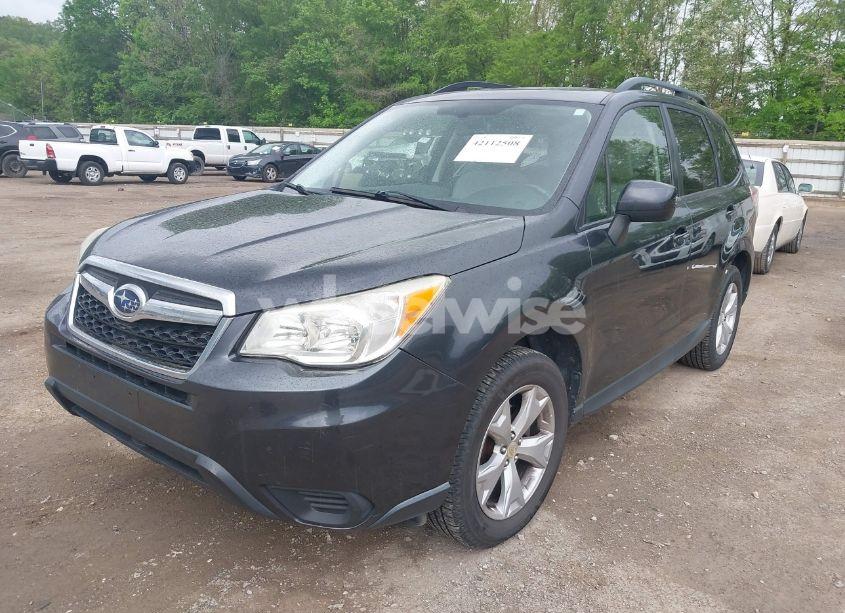 Photo 2 of 2014 Subaru Forester 2.5I PREMIUM (VIN JF2SJADC5EH402946)