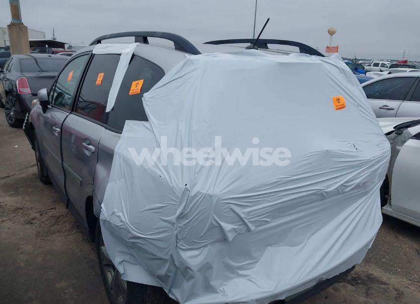 Photo 3 of 2014 Subaru Forester 2.5I PREMIUM (VIN JF2SJADC5EH556766)