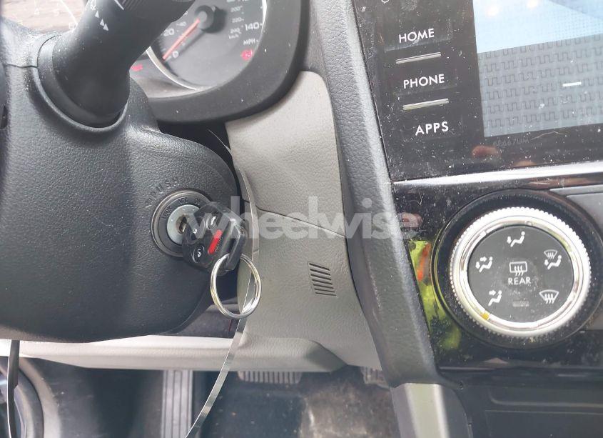 Photo 11 of 2016 Subaru Forester 2.5I PREMIUM (VIN JF2SJADC5GH457142)