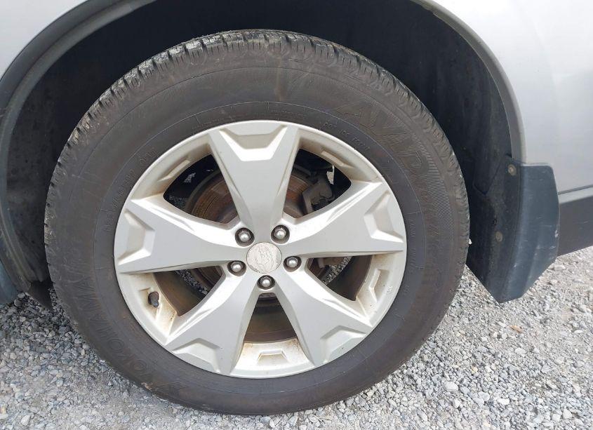 Photo 12 of 2016 Subaru Forester 2.5I PREMIUM (VIN JF2SJADC5GH482820)