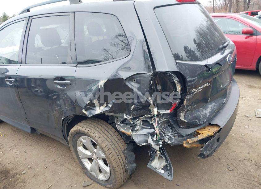 Photo 6 of 2016 Subaru Forester 2.5I PREMIUM (VIN JF2SJADC5GH554969)