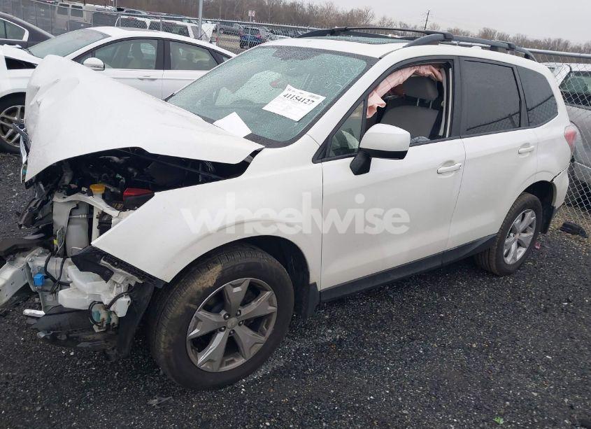 Photo 2 of 2016 Subaru Forester 2.5I PREMIUM (VIN JF2SJADC5GH565082)