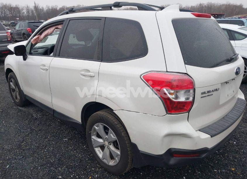 Photo 3 of 2016 Subaru Forester 2.5I PREMIUM (VIN JF2SJADC5GH565082)
