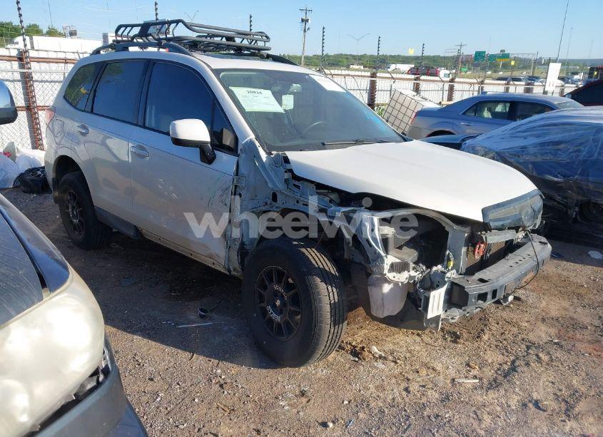 2015 Subaru Forester 2.5I PREMIUM (VIN JF2SJADC6FH439330) main photo