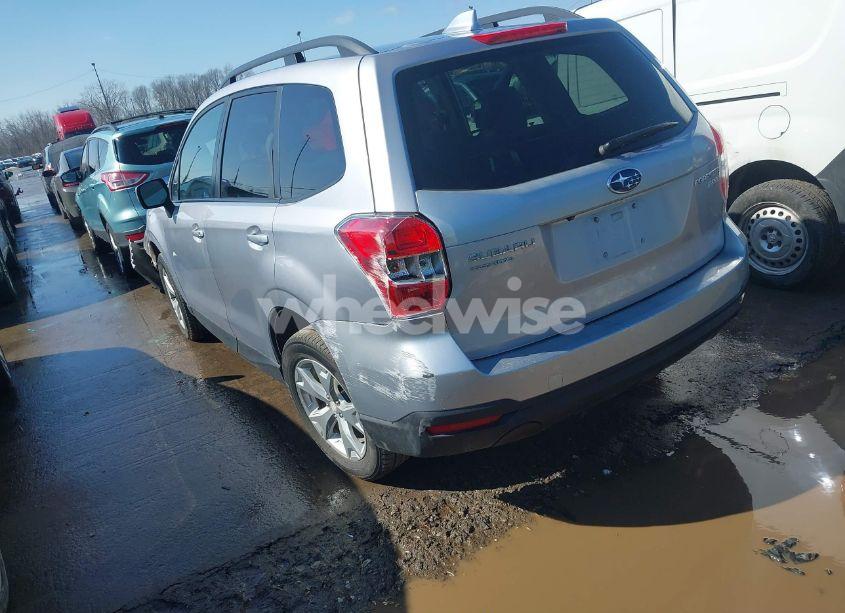 Photo 3 of 2016 Subaru Forester 2.5I PREMIUM (VIN JF2SJADC6GH408435)