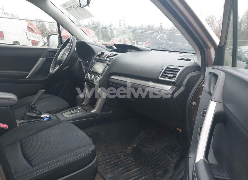 Photo 5 of 2016 Subaru Forester 2.5I PREMIUM (VIN JF2SJADC6GH483653)