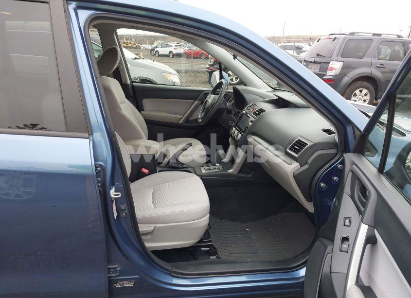 Photo 5 of 2016 Subaru Forester 2.5I PREMIUM (VIN JF2SJADC6GH524668)