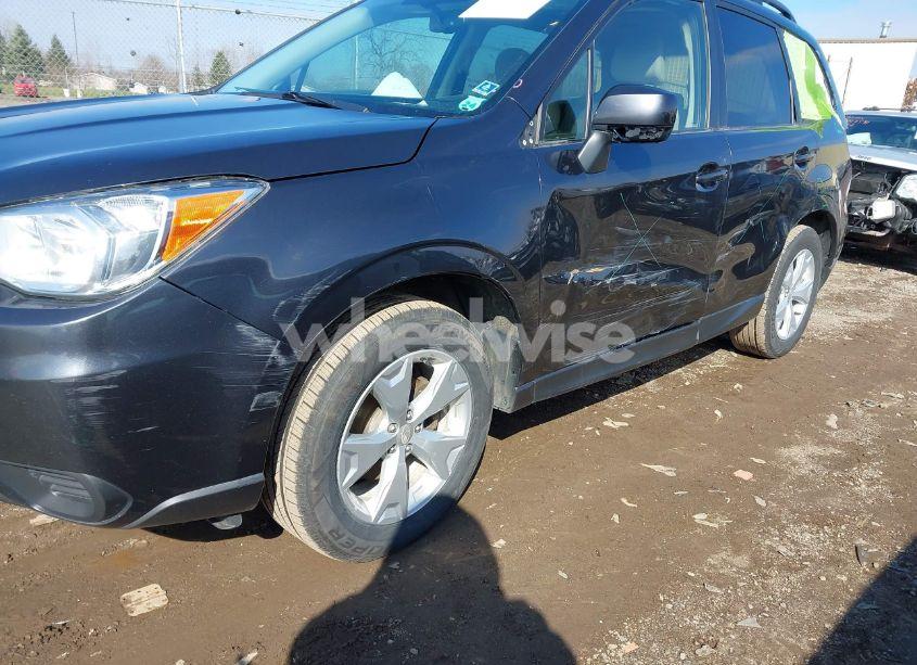 Photo 6 of 2016 Subaru Forester 2.5I PREMIUM (VIN JF2SJADC6GH541793)