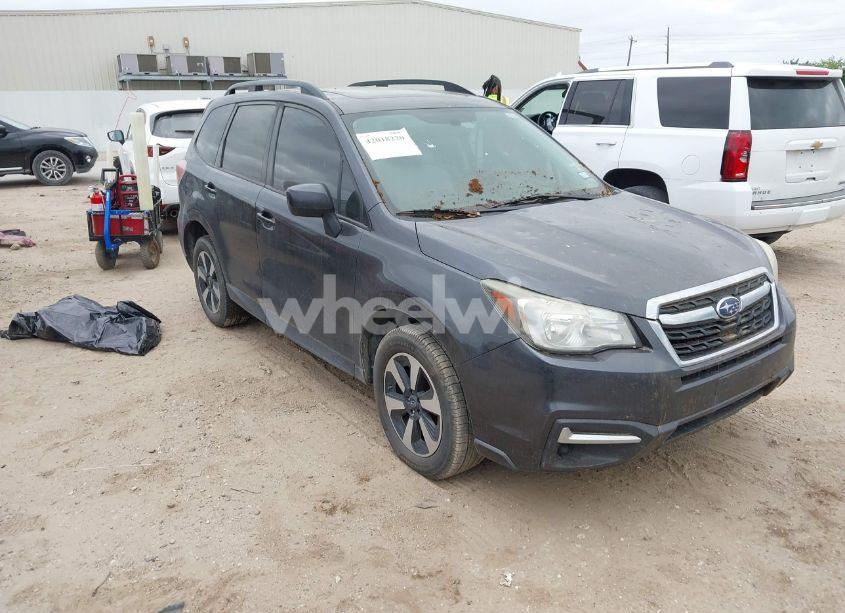 2017 Subaru Forester 2.5I PREMIUM (VIN JF2SJADC6HH547675) main photo