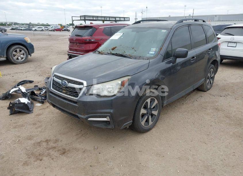 Photo 2 of 2017 Subaru Forester 2.5I PREMIUM (VIN JF2SJADC6HH547675)