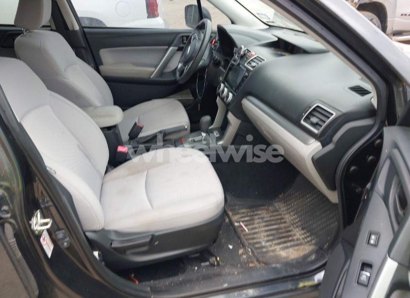 Photo 5 of 2017 Subaru Forester 2.5I PREMIUM (VIN JF2SJADC6HH547675)