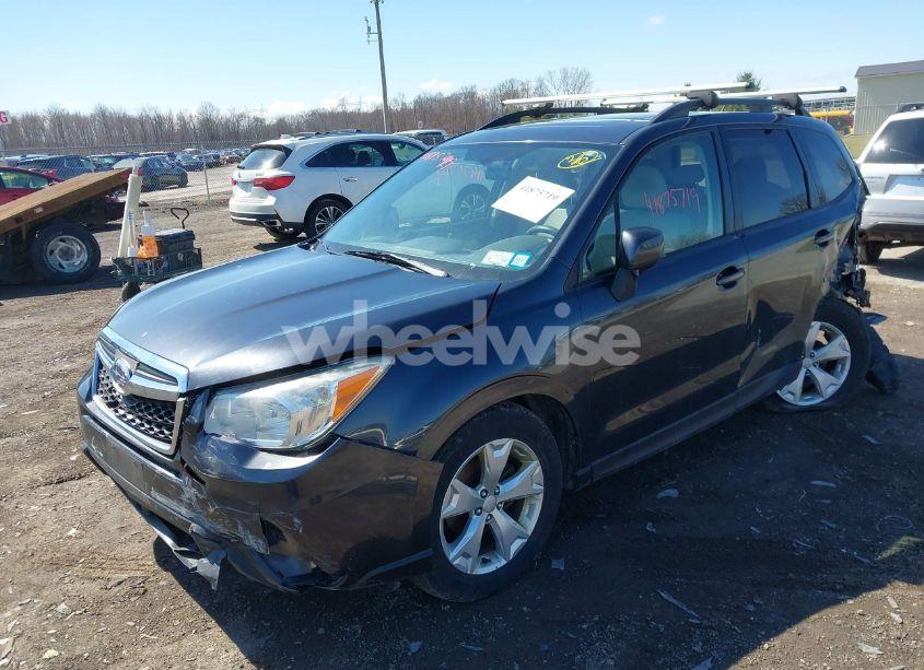 Photo 2 of 2014 Subaru Forester 2.5I PREMIUM (VIN JF2SJADC7EH463361)