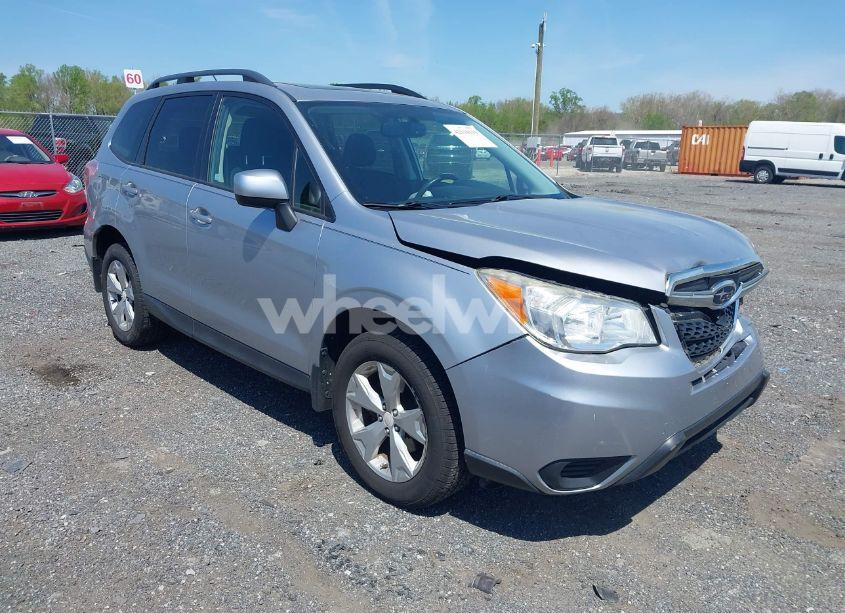 2015 Subaru Forester 2.5I PREMIUM (VIN JF2SJADC8FH561056) main photo