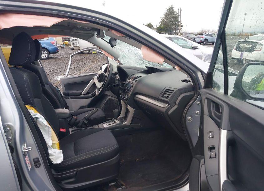 Photo 5 of 2015 Subaru Forester 2.5I PREMIUM (VIN JF2SJADC8FH838241)