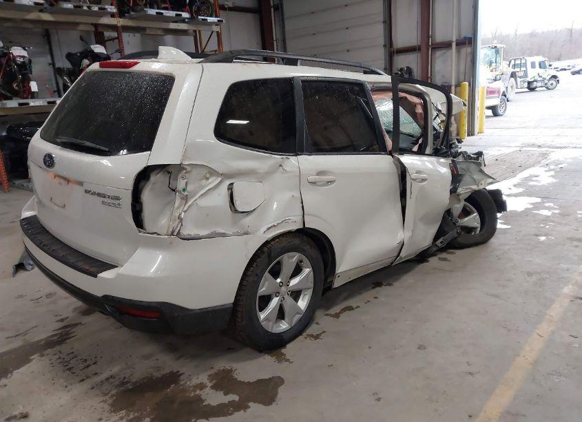 Photo 4 of 2016 Subaru Forester 2.5I PREMIUM (VIN JF2SJADC8GH432252)