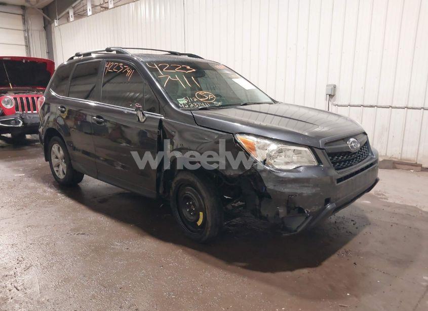 2016 Subaru Forester 2.5I PREMIUM (VIN JF2SJADC8GH457572) main photo
