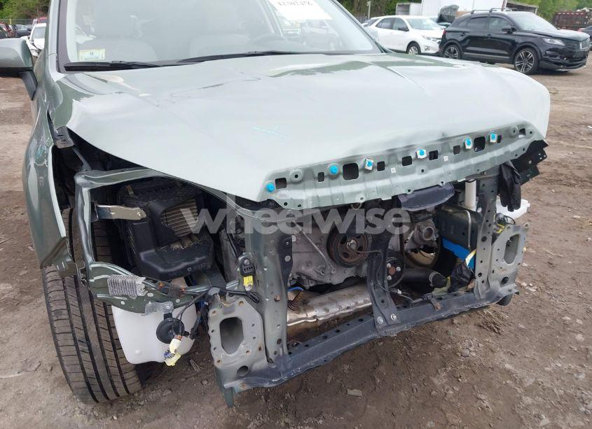 Photo 6 of 2016 Subaru Forester 2.5I PREMIUM (VIN JF2SJADC8GH472802)