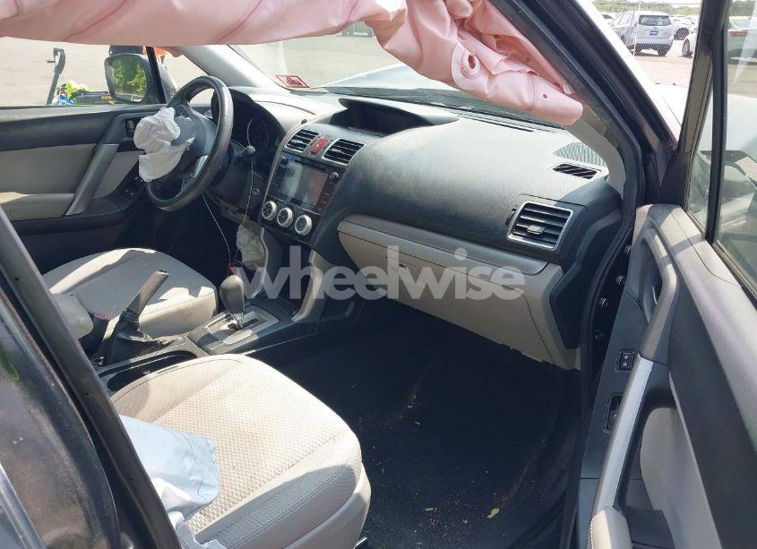 Photo 5 of 2016 Subaru Forester 2.5I PREMIUM (VIN JF2SJADC8GH472881)