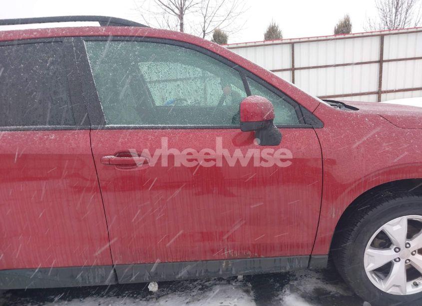 Photo 13 of 2016 Subaru Forester 2.5I PREMIUM (VIN JF2SJADC8GH522288)