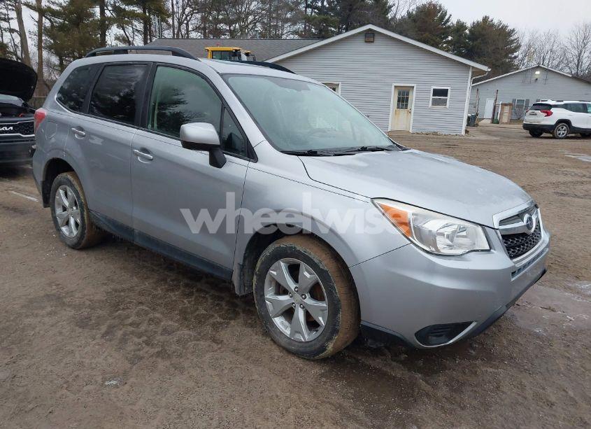 2015 Subaru Forester 2.5I PREMIUM (VIN JF2SJADC9FH506258) main photo