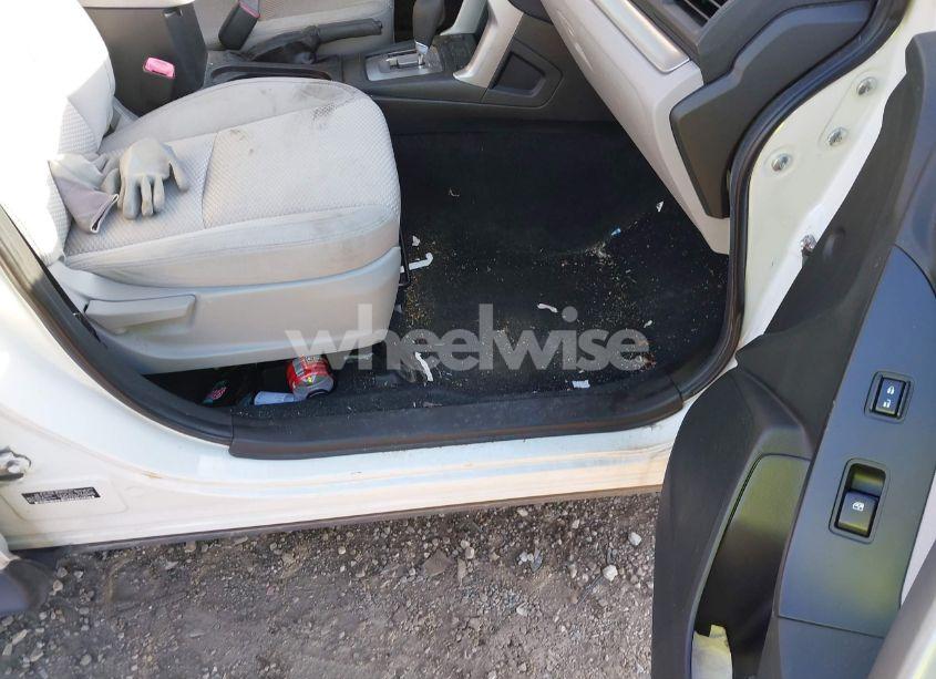 Photo 5 of 2015 Subaru Forester 2.5I PREMIUM (VIN JF2SJADCXFH414625)