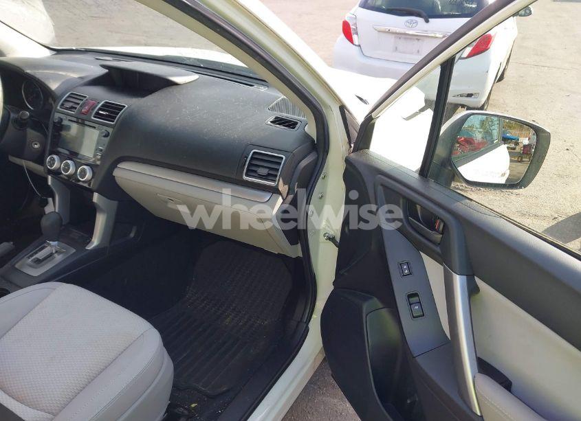 Photo 5 of 2016 Subaru Forester 2.5I PREMIUM (VIN JF2SJADCXGH401911)