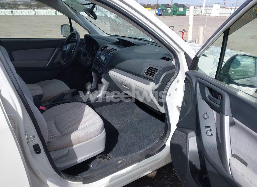 Photo 5 of 2014 Subaru Forester 2.5I PREMIUM (VIN JF2SJAEC0EH464172)