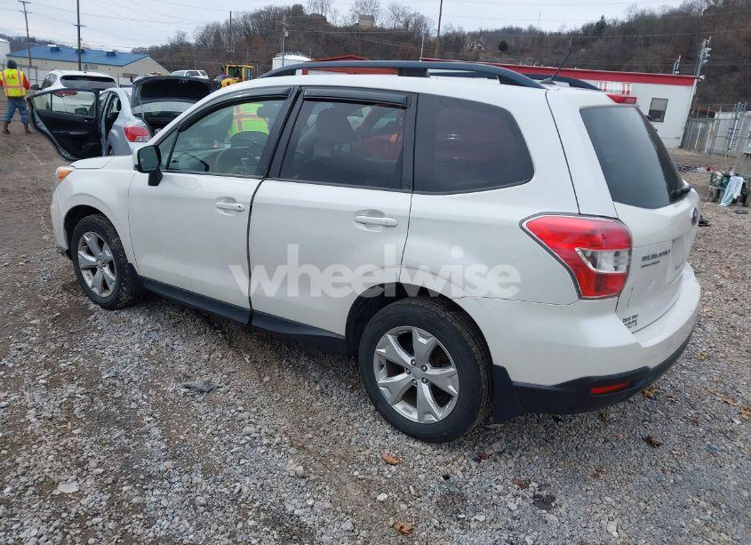 Photo 3 of 2014 Subaru Forester 2.5I PREMIUM (VIN JF2SJAEC0EH483983)