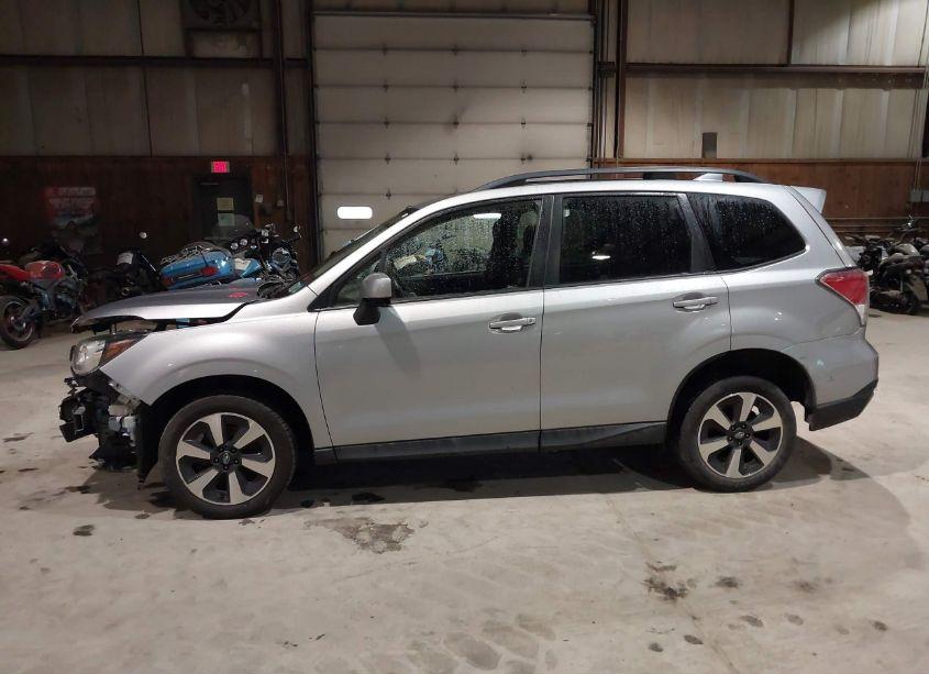 Photo 14 of 2017 Subaru Forester 2.5I PREMIUM (VIN JF2SJAEC0HH454908)