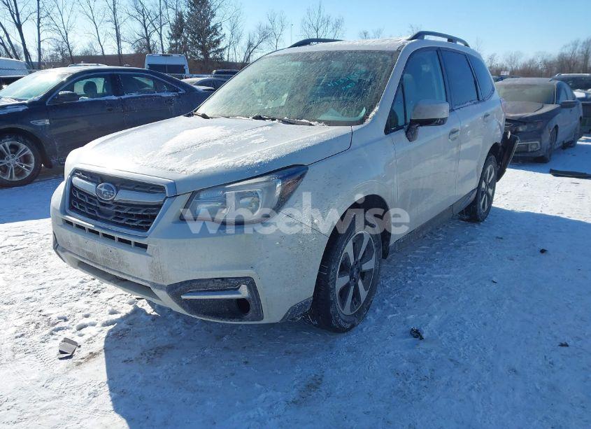 Photo 2 of 2017 Subaru Forester 2.5I PREMIUM (VIN JF2SJAEC0HH493711)