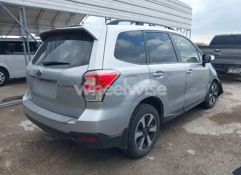 Photo 4 of 2017 Subaru Forester 2.5I PREMIUM (VIN JF2SJAEC0HH580556)