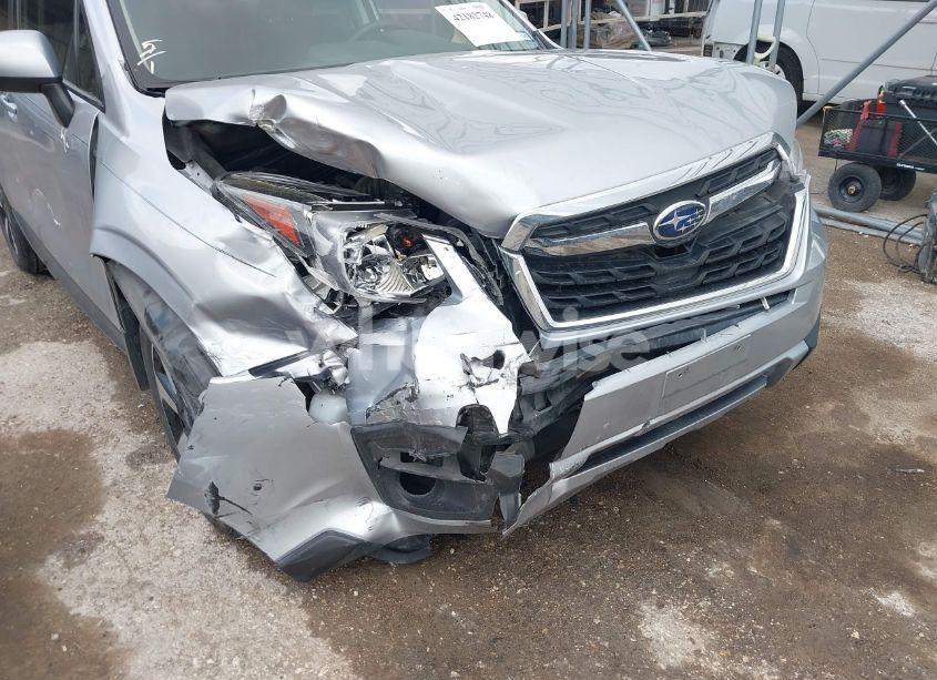 Photo 6 of 2017 Subaru Forester 2.5I PREMIUM (VIN JF2SJAEC0HH580556)