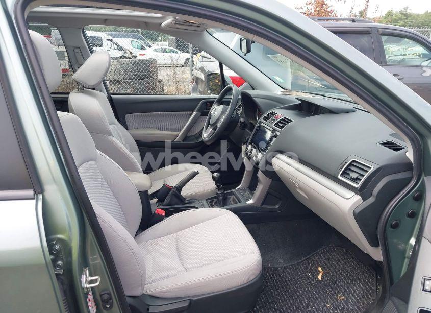 Photo 5 of 2018 Subaru Forester 2.5I PREMIUM (VIN JF2SJAEC0JG614197)