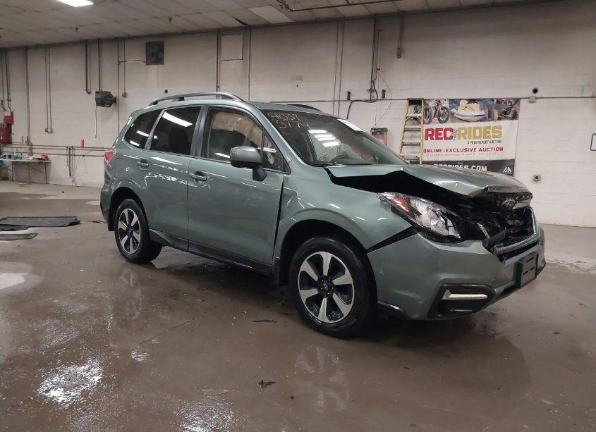 2018 Subaru Forester 2.5I PREMIUM (VIN JF2SJAEC0JH410042) main photo